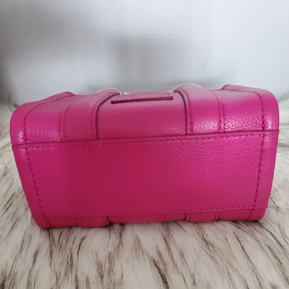 Marc Jacobs Lipstick💄Pink Crossbody (formerly mini) with gold hardware - Picture 4 of 12